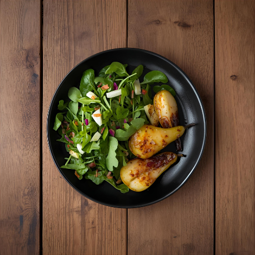 Salade de jeunes pousses et poires rôties - Vite & Gourmand